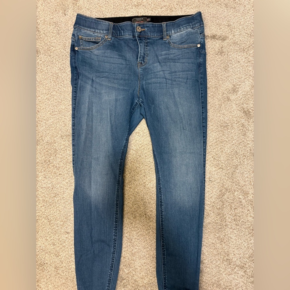 Torrid Sky High Skinny Jeans, 16s
